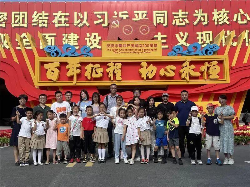 自考本科湖南英语专业好考吗？天津财经大学自考文凭有用吗？