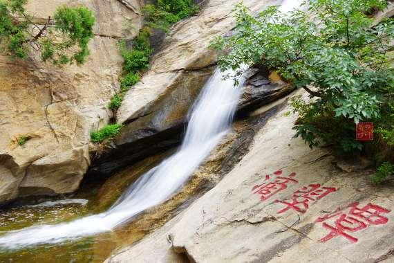 点阵去除青春痘贵不贵？游戏画面